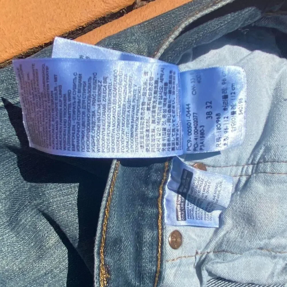 Levis levi’s 501